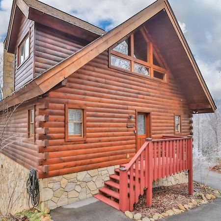 Romantic, Honeymoon Cabin In The Smokies! Гатлінбург Екстер'єр фото